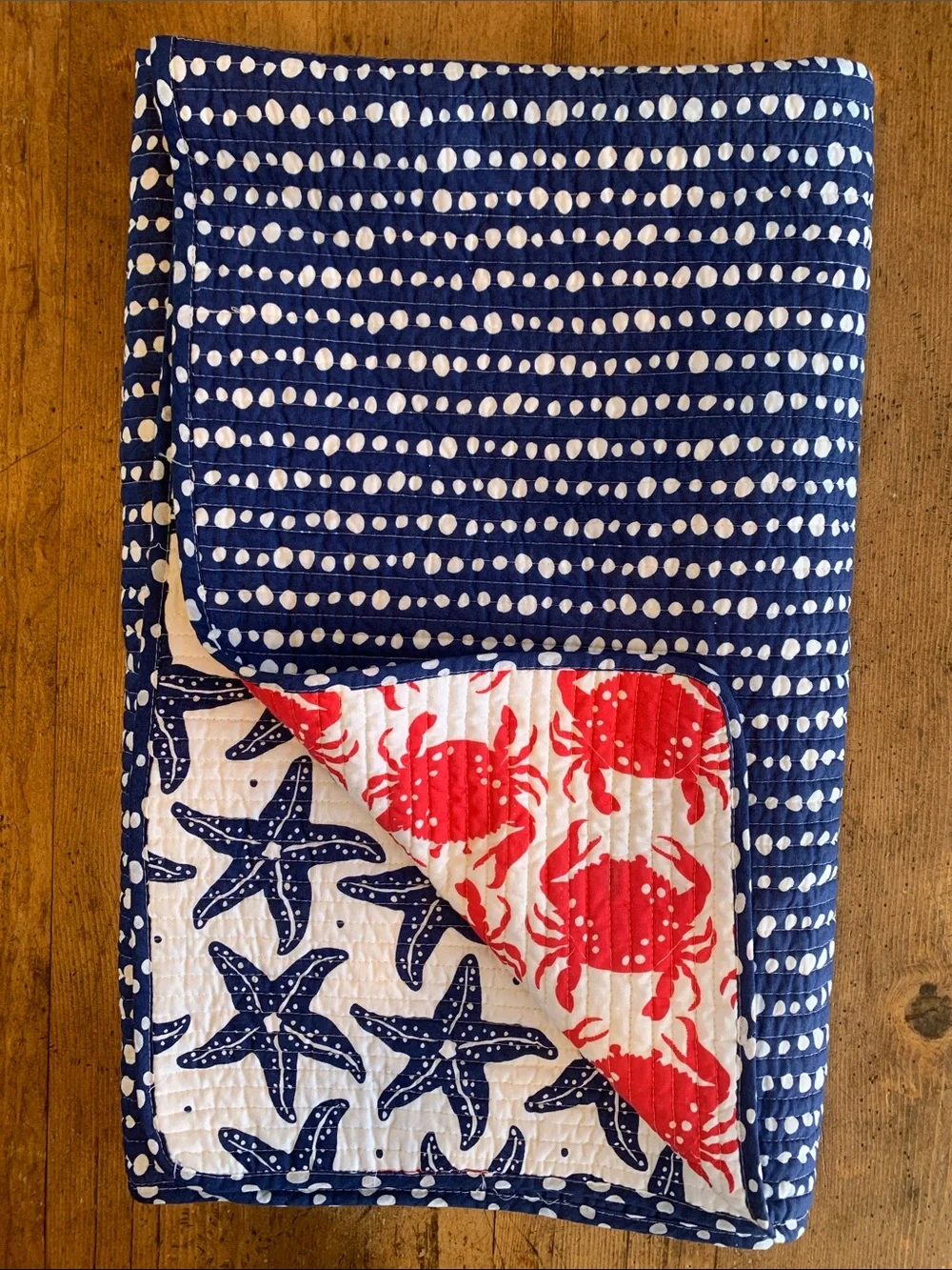 Cotton Red & Navy Starfish & Crab Quilted Throw Blanket